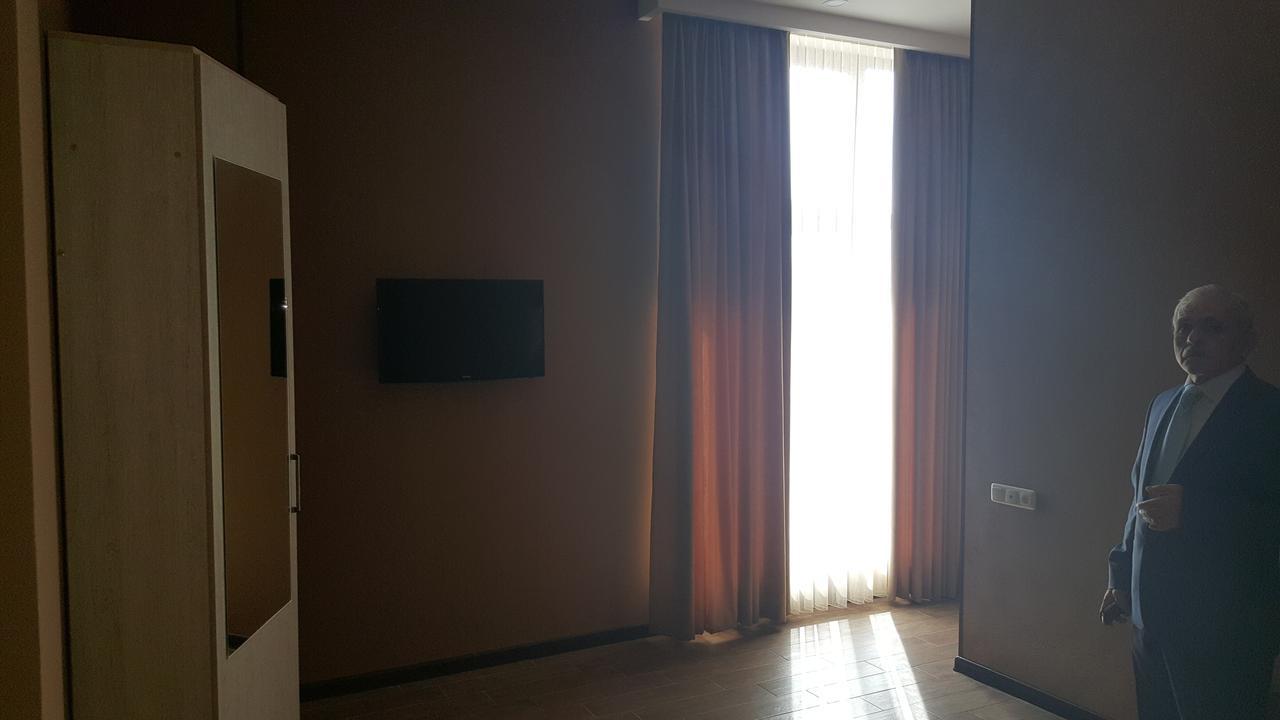 Eridana Hotel Yerevan Exterior photo
