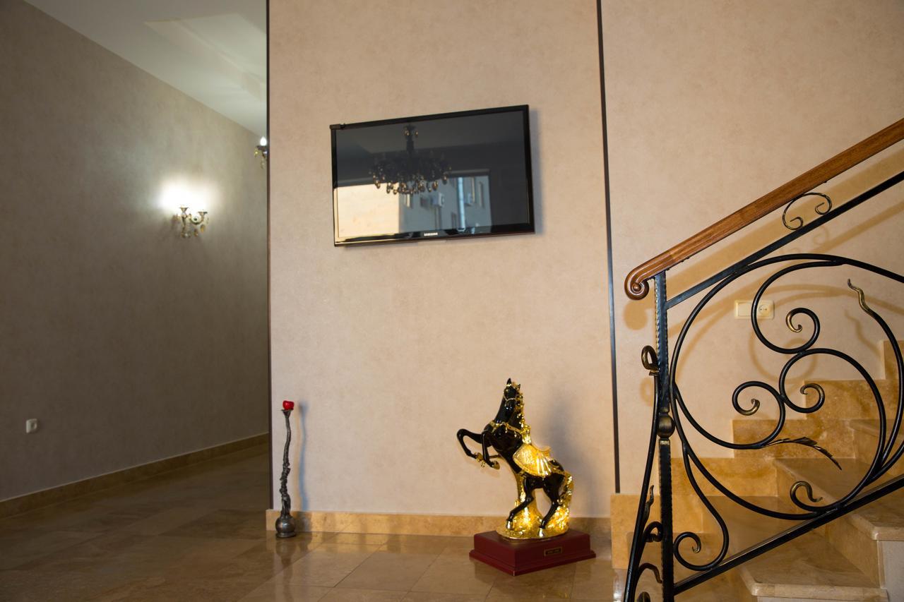Eridana Hotel Yerevan Exterior photo