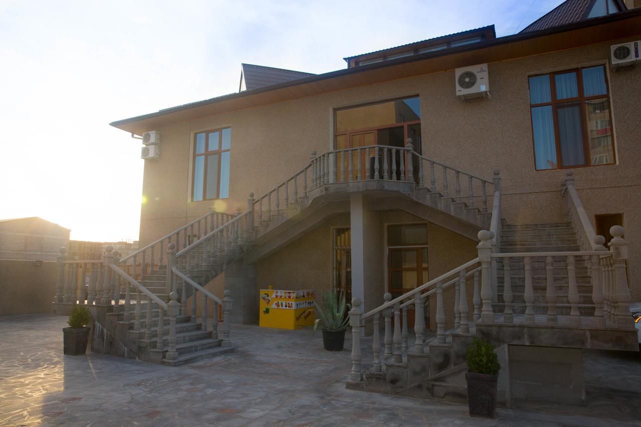 Eridana Hotel Yerevan Exterior photo